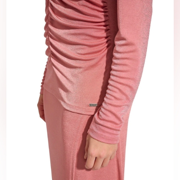 Calvin Klein Ruched Top - Picture 4 of 4